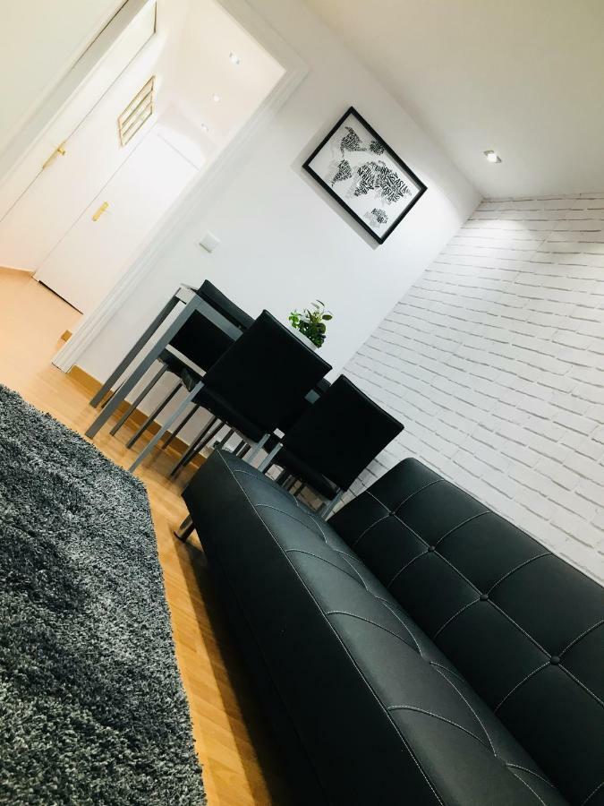 Apartamento Good Vibes Daire Zaragoza Dış mekan fotoğraf