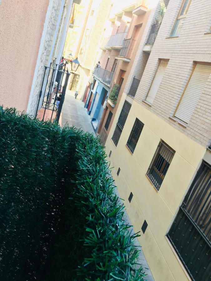 Apartamento Good Vibes Daire Zaragoza Dış mekan fotoğraf
